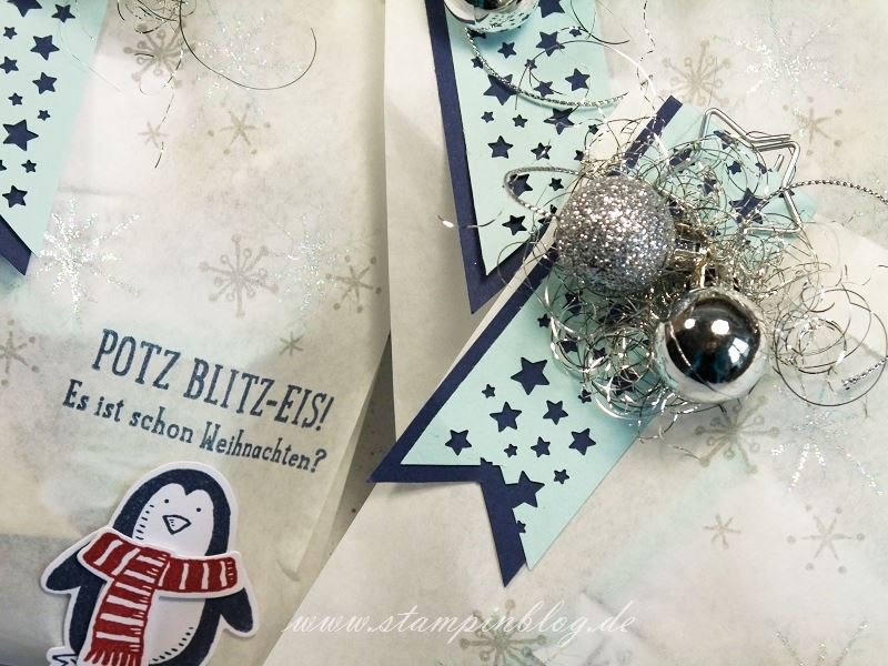 Verpackung-Weihnachten-Advent-Geschenktüte-Tüte-Pergamintüte-Pinguin-Silber-Glöckchen-Stampinblog-Stampin