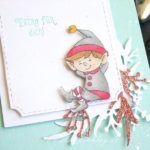 Roséfarbene Weihnachtskarte mit Elf